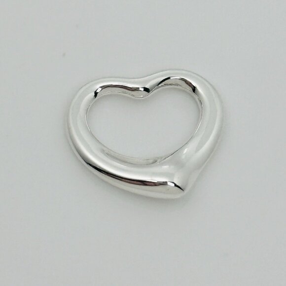 Tiffany Elsa Peretti Mini Small Open Heart Pendant Charm in Sterling Silver - Picture 4 of 7